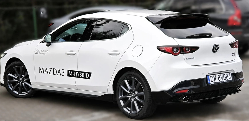 Mazda 3 cena 135974 przebieg: 2800, rok produkcji 2023 z Słupsk małe 67